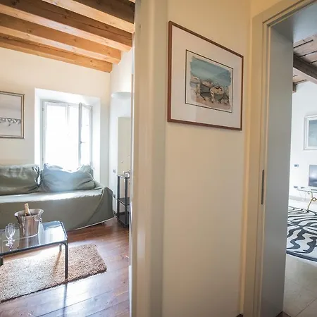 Rega Lägenhet Verona